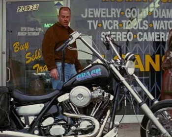 Bruce Willis ama motos e já doou 5 para caridade. Veja os modelos