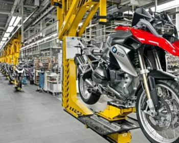 Máquinas dos sonhos: vídeo mostra motos BMW sendo fabricadas