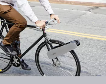 Dispositivo transforma bicicleta comum em elétrica com R$ 1.500