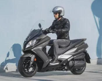 Nova scooter Kymco é melhor que BMW, Forza e XMax? Compare