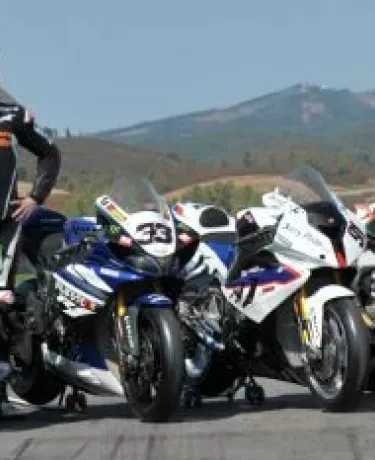 Bruno Corano vai a Portimão testar as 6 motos do Mundial de SuperBikes
