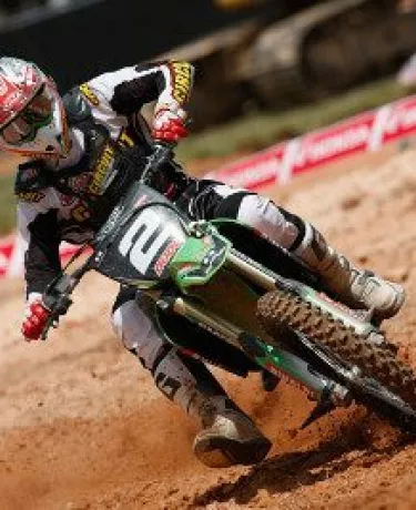 Stocovich tem sucesso na 3ª etapa da Superliga Brasil de Motocross