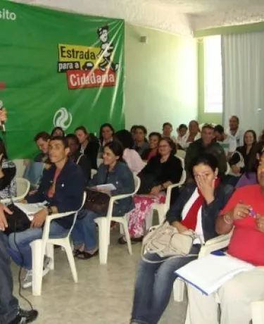 Concessionária de rodovias CCR ViaLagos em ações educacionais