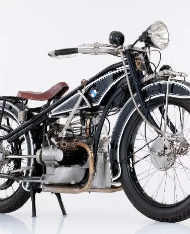 BMW Motorrad comemora 90 anos com modelos especiais