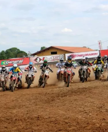 Quadra (SP) recebe a final do Leste Paulista de Motocross