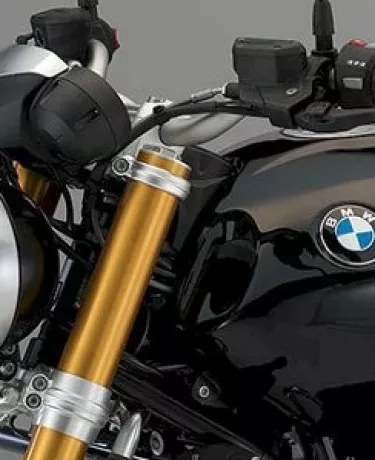 BMW apresenta os novos modelos ao mercado paranaense