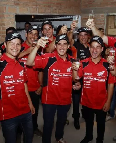 Honda comemora 34 títulos no Brasil em 2014