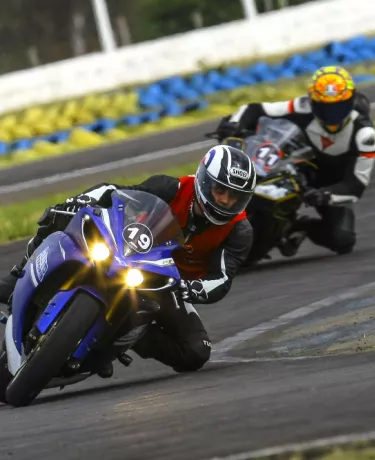 Moto 1000 GP implanta Cup Escola e abre oportunidade de competição a motociclistas