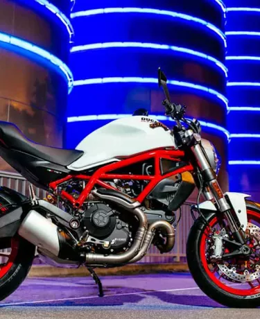 Ducati dá nova vida à Monster 797