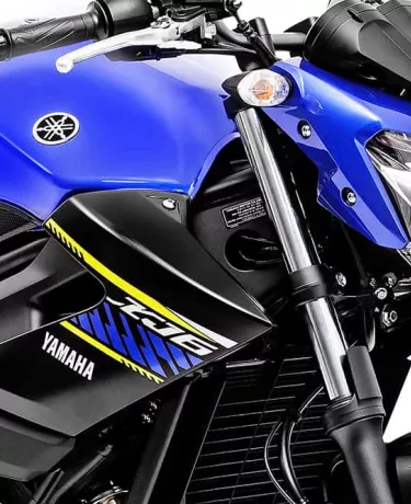 Yamaha sepulta XJ6 com honras