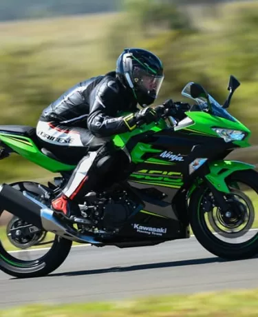Kawasaki faz recall de Ninja 400 e Z400 ano 2020