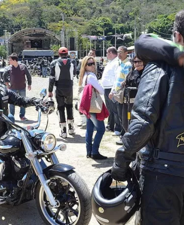 Imperial Moto Fest recebe motociclistas em Petrópolis (RJ)