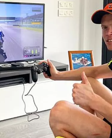 MotoGP: Virtual Race terá Rossi e o brasileiro Eric Granado