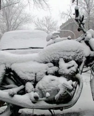 Dicas para ligar a moto no frio [vídeo]