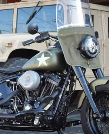 Japoneses recriam Harley ao estilo de moto da 2ª Guerra