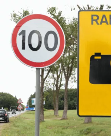 Evite multas: novo radar de trânsito captura diferentes infrações