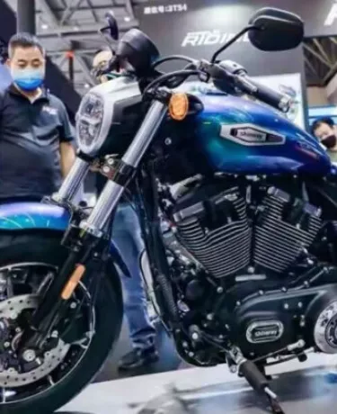 Moto custom Shineray custa metade de uma Harley na Europa