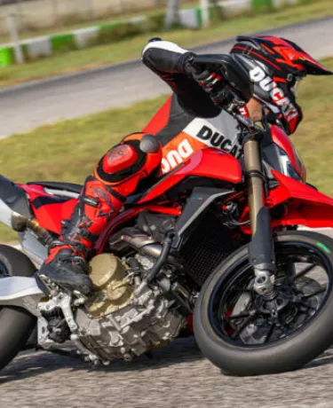 Ducati Hypermotard 698: moto de 1 cilindro com potência de MT 07
