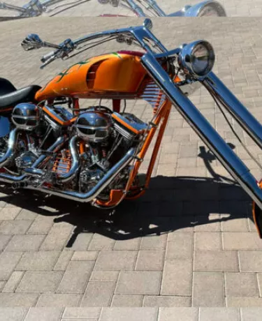 Super moto custom? Fã cria ‘Harley caseira’ com dois motores V2