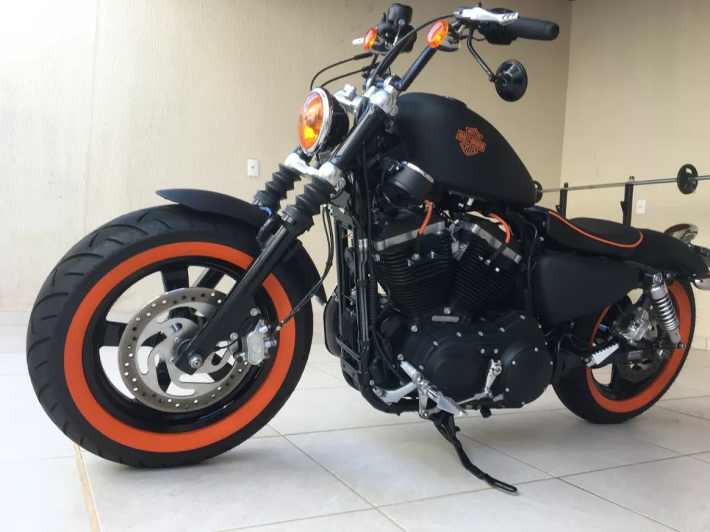 Imagens anúncio Harley-Davidson Sportster 1200 Sportster 1200 Custom