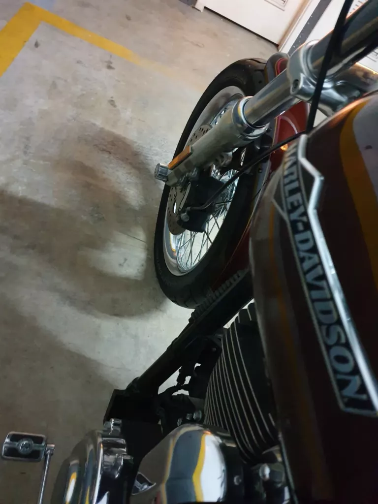 Imagens anúncio Harley-Davidson Dyna FXD Dyna Super Glide
