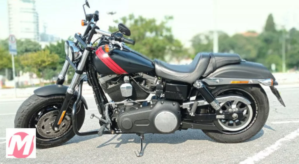 Imagens anúncio Harley-Davidson Dyna Dyna Fat Bob