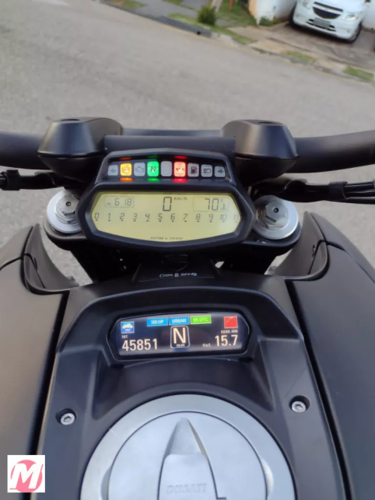 Imagens anúncio Ducati Diavel Diavel blur