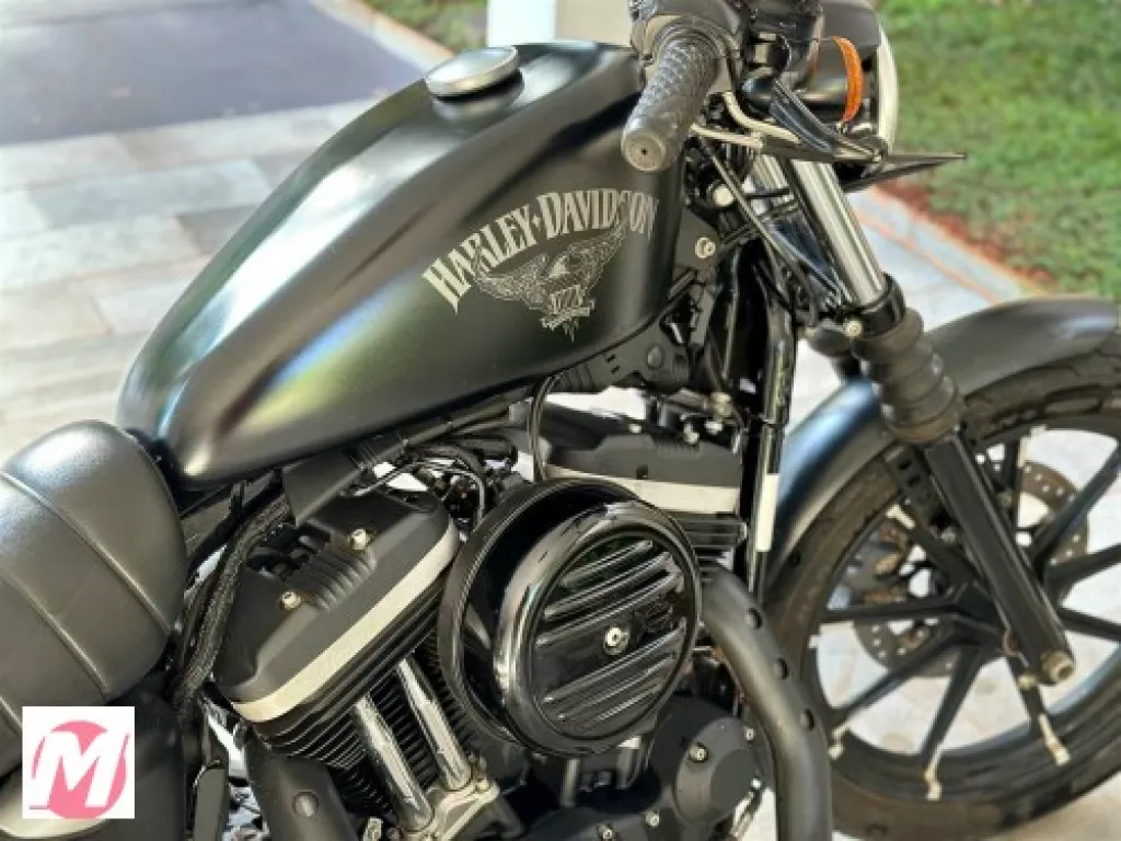 Imagens anúncio Harley-Davidson Sportster 883 Sportster 883 Iron