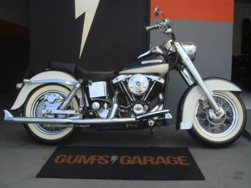 Imagens anúncio Harley-Davidson Softail FLSTN Softail Special