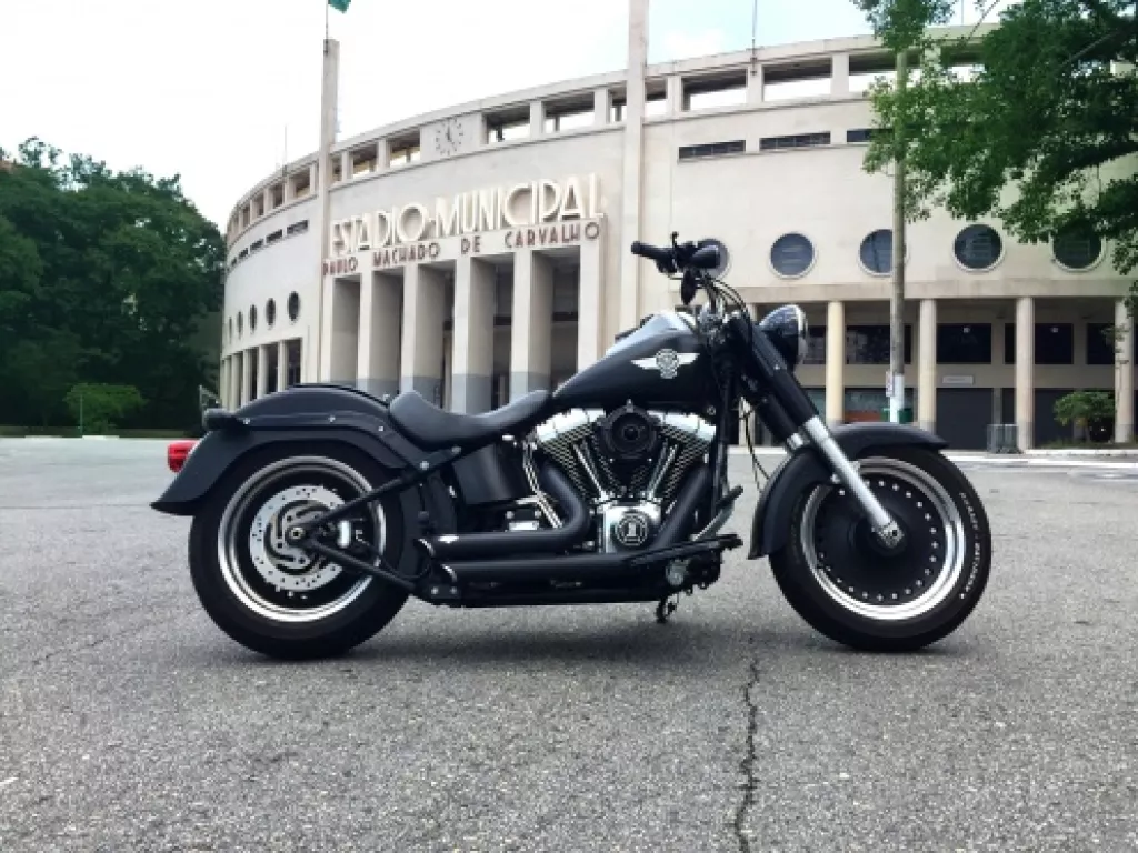 Imagens anúncio Harley-Davidson Softail Fat Boy Special