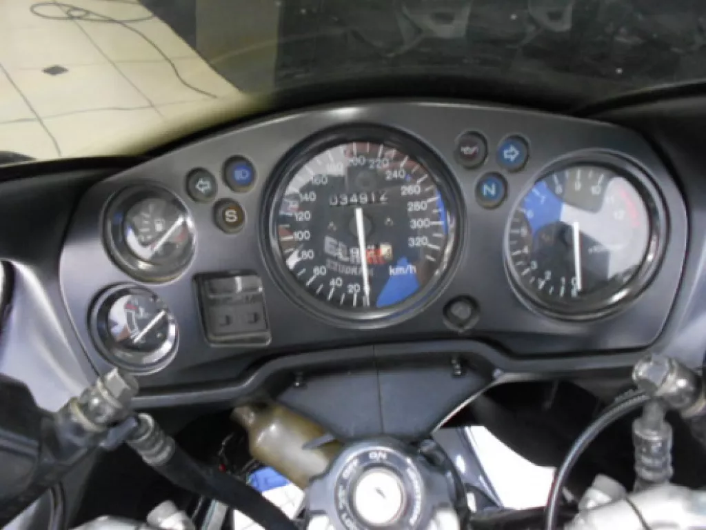 Imagens anúncio Honda CBR 1100 CBR 1100 XX Super Blackbird