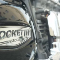 Imagens anúncio Triumph RocKet Rocket III 2300